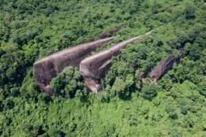 Roca de las tres Ballenas: el misterioso y antiguo lugar hallado en Tailandia