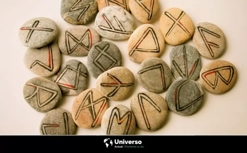 Descubre el significado de las 24 runas vikingas