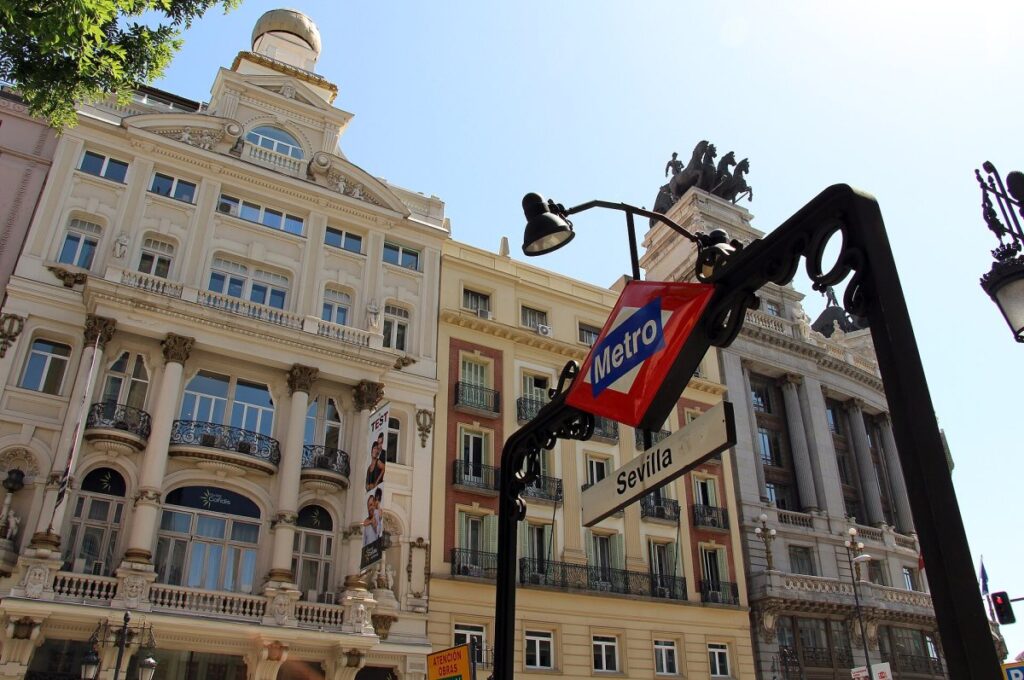 Calle antigua del centro de Madrid