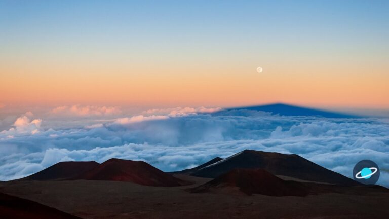 ¿Por qué la Luna se ve más grande cerca del horizonte?