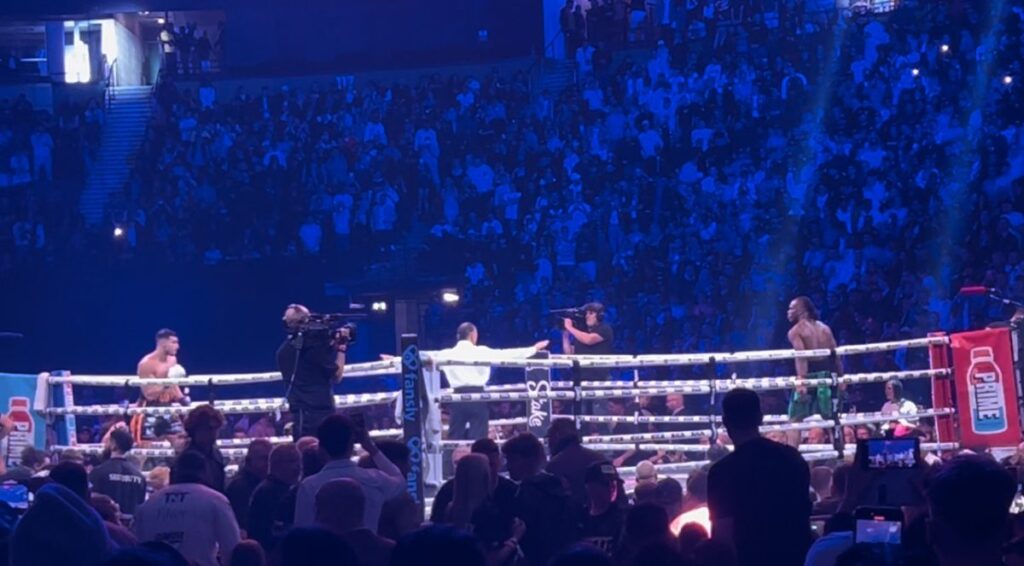 Campana de un ring de boxeo